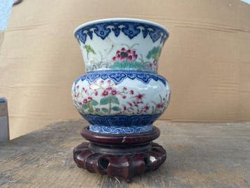 Vase - Porcelaine, Bois - Chine (Sans prix de réserve)