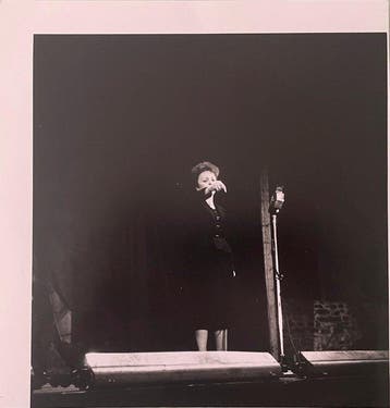 Jean Ribière (1922- 989) - Edith Piaf sur scène, Collioure