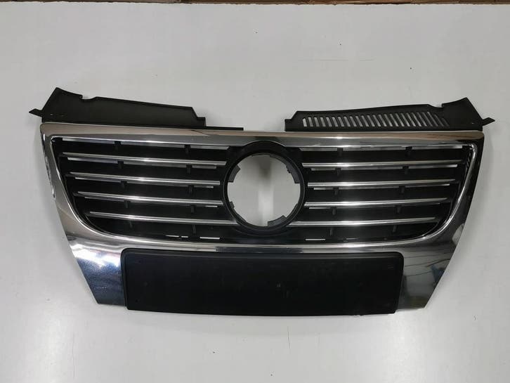 Grill VOLKSWAGEN Passat B-6 Highline, Auto-onderdelen, Carrosserie, Gebruikt, Verzenden