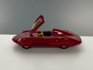 Solido 1:43 - Model raceauto - Fiat Abarth - Prachtig model, Nieuw