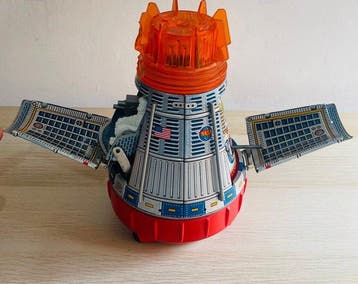 Horikawa - Action figure Capsula Spaziale United States /