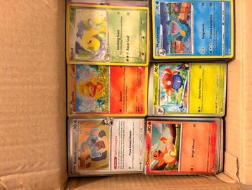 Pokémon - 6000 Bulk kaarten, Hobby en Vrije tijd, Verzamelkaartspellen | Pokémon, Nieuw