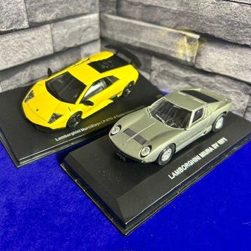 IXO 1:43 - Model raceauto (2) - Lamborghini 1:43 Miura SV, Nieuw