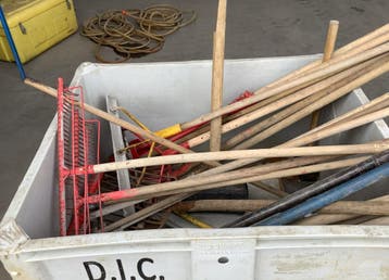 Divers tuinhandgereedschap, Gebruikt