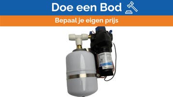Bieden: Jabsco Par-Max 2.9 Fresh Water Pump System with Acc, Ophalen of Verzenden, Nieuw