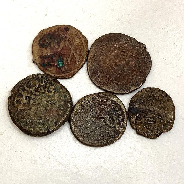 India, Prinselijke Staat Collection of 5 Ancient Copper /, Timbres & Monnaies, Monnaies | Asie