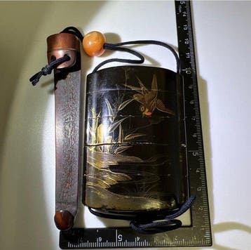 Inr avec netsuke et ojime - Oiseau et Pin - Laque, Bois,, Antiquités & Art