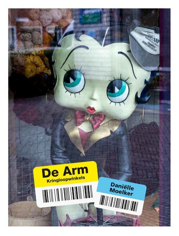 Fotoboek de Arm Kringloopwinkels 9789090377070, Livres, Loisirs & Temps libre, Envoi