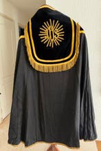 Religieuze en spirituele objecten - Stof, fluweel, lint,
