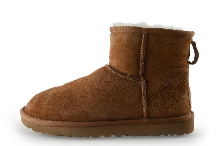 Ugg Enkellaarzen in maat 38 Beige, Kleding | Dames, Schoenen, Beige, Gedragen, Lage of Enkellaarzen, Verzenden