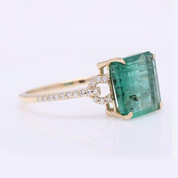 Ring - 14 karaat Geel goud - 2.90ct. tw. Smaragd - Diamant, Handtassen en Accessoires, Ringen, Nieuw