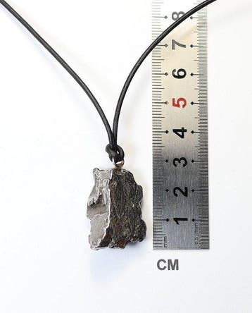 Hanger met meteoriet Campo del Cielo Grof octahedriet