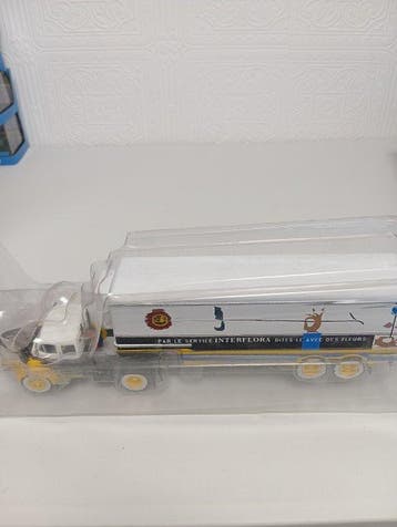 Altaya 1:43 - Modelauto - Berliet GLR Interflora, Nieuw