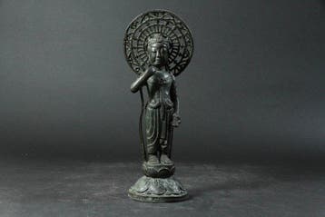 Bronze Kannon (Kwan Yin / Guanyin) Statue by Katsuya, with, Antiquités & Art