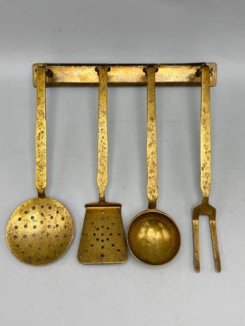 Rek - Messing - ophangrek met keukengerei, Antiek en Kunst