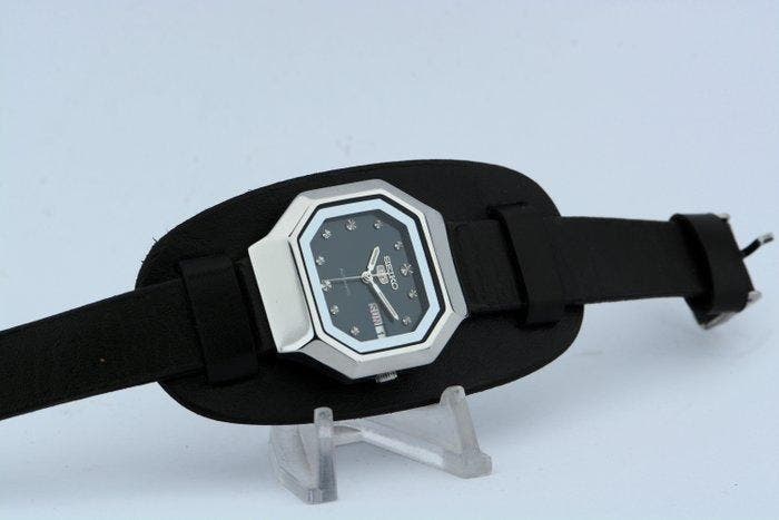Seiko - Seiko 5 Automatic Day-Date - Zonder minimumprijs -, Bijoux, Sacs & Beauté, Montres | Anciennes | Antiquités