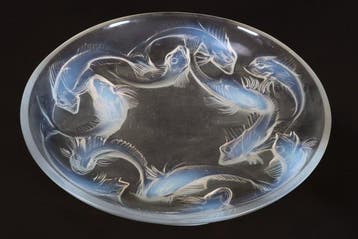 René Lalique - Kom - “Martigues” Bowl No. 377 - Opalescent