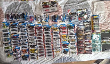 Hot Wheels, Majorette 1:64 - Voiture miniature (104) - Mixed