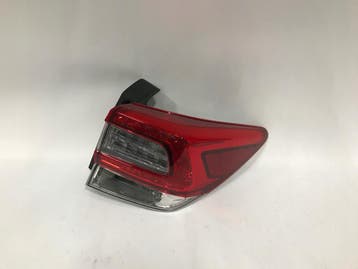 Subaru Impreza XV Lift 2020 - Rechte Achterlicht LED, Verzenden, Gebruikt