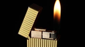 Dunill - Lines Pattern Rollagas Lighter - Zonder, Verzamelen, Nieuw