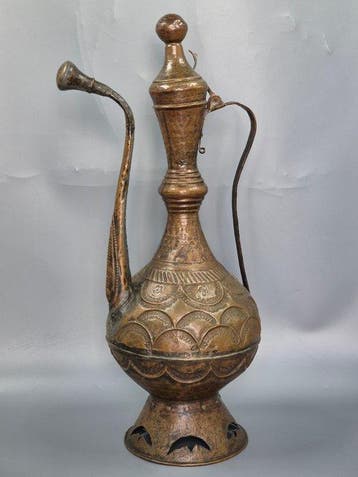 Aiguière - Ancienne pièce orientale en cuivre Aftaba –, Antiquités & Art