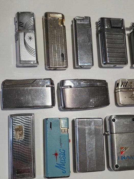 Ronson, Bronica - Zonder minimumprijs - Zakaansteker - Staal, Collections, Articles de fumeurs, Briquets & Boîtes d'allumettes