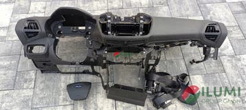 Ford Kuga MK2 lift dashboard met 3 airbags, Verzenden