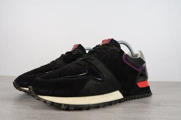 Louis Vuitton - Run Away - Sneakers - Maat: EU 37, Nieuw
