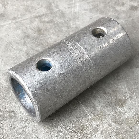 Eurotruss spacer female 90mm, Muziek en Instrumenten, Licht en Laser, Verzenden
