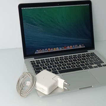 Apple MacBook Pro Retina 13 (A1502) - Intel Core i7, 16GB