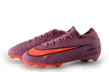 Nike Voetbalschoenen Jongens in maat 36½ Roze, Kinderen en Baby's, Verzenden, Jongen of Meisje, Zo goed als nieuw, Nike