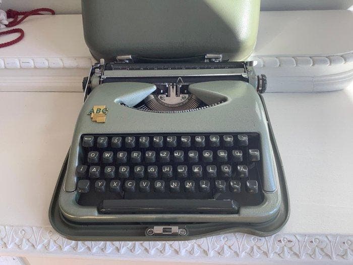 ABC Portable - Typemachine - 1960-1970, Antiek en Kunst, Kunst | Designobjecten