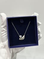 Swarovski - Beeld, ICONIC SWAN series black and white