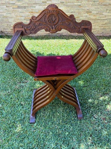 Stoel - hard hout - Savonarola vintage