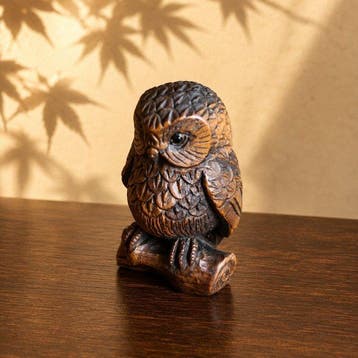 Gesigneerde Ishikawa-uil (Fukuro) netsuke - met de hand uit