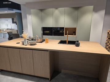 Toonzaalkeuken Vanden Borre Kitchen Lys, Huis en Inrichting, Nieuw