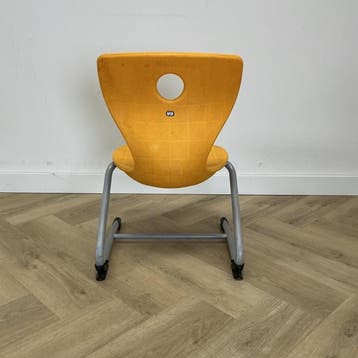 Pantoswing leerlingstoel zithoogte 31 cm, geel -grijs, Gebruikt, Eén