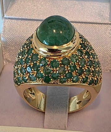 Ring - 18 karaat Geel goud - 11.00ct. tw. Smaragd - Smaragd, Nieuw