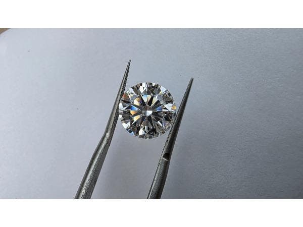 Veiling - Diamant briljant 3.40 crt ( IGI gecertificeerd ), Handtassen en Accessoires, Edelstenen