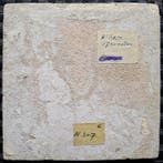 Carreau - Tuile antique avec une scène biblique.. -