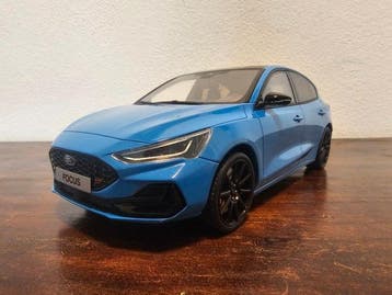Otto Mobile 1:18 - Modelauto - Ford Focus ST - 349 van 999 -