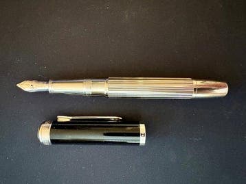 Pelikan - Pelikan Majesty M7005 Schwarz Silber - Vulpen, Nieuw