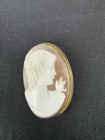 Zonder minimumprijs - Cameo Zilver - Neoclassico, Handtassen en Accessoires, Antieke sieraden