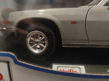 Maisto 1:18 - Voiture de sport miniature - 1971 Chevrolet