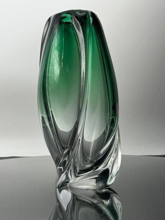 Val Saint Lambert - Vaas - Kristal - Vaas groen VSL XL, Antiek en Kunst, Antiek | Glaswerk en Kristal