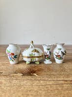 Herend - Vaas (4) - Porselein - Dekselschaal en vaasjes, Antiek en Kunst