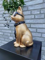Beeld, gold cat with tie and sunglasses - 29 cm - polyresin, Antiquités & Art, Curiosités & Brocante