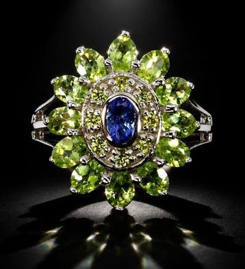 Zonder minimumprijs - Ring 925 zilver - bezet met peridoot,