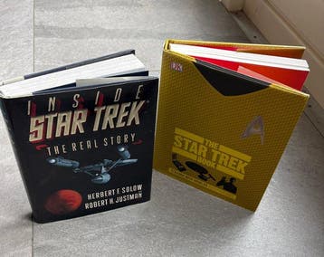 Star Trek - 8 kg of Trek memorabilia incl TNG Blueprints