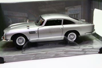 Solido 1:18 - Modelauto - Aston Martin DB5 (1964), Nieuw
